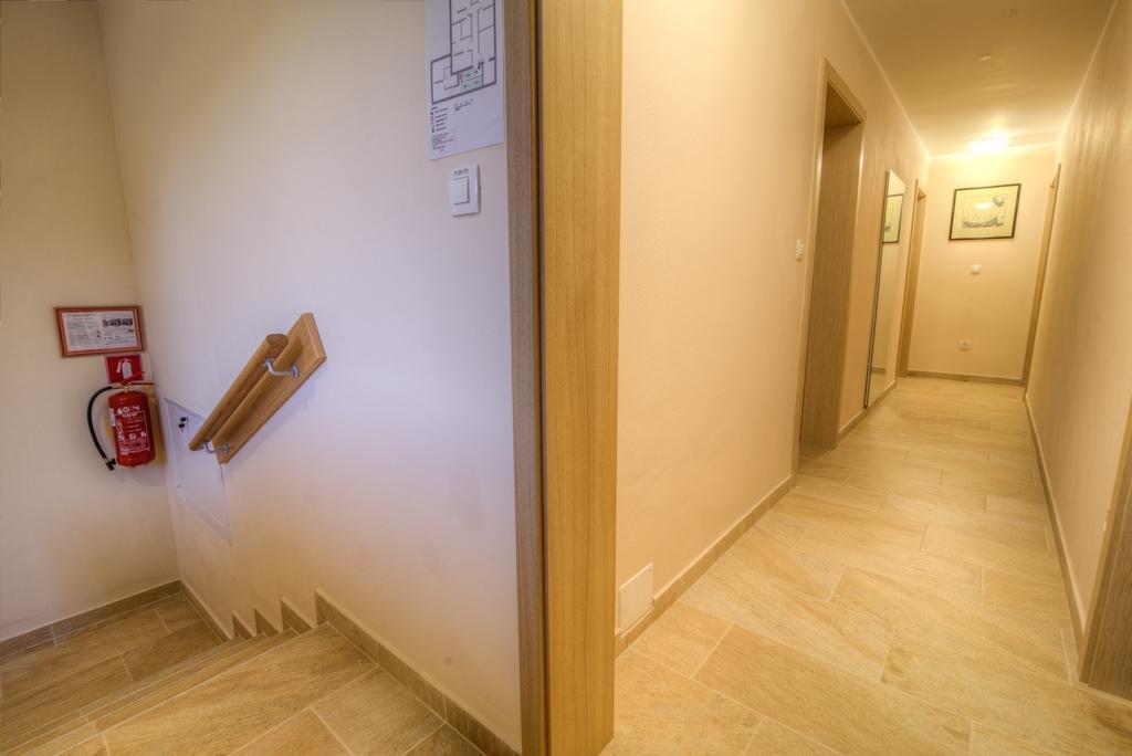 Dobra Hisa Zdravja Cicarija Hotel Golac ภายนอก รูปภาพ